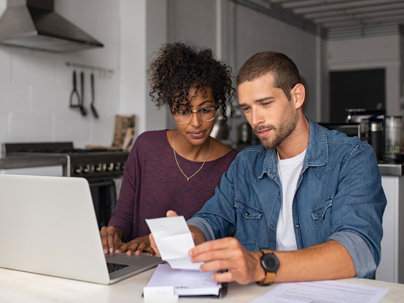 couple doing online banking