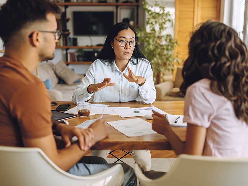 Advisor with clients