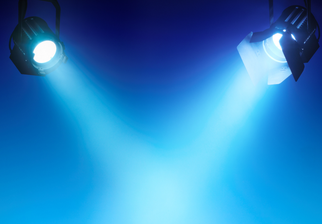 2 spotlights in blue